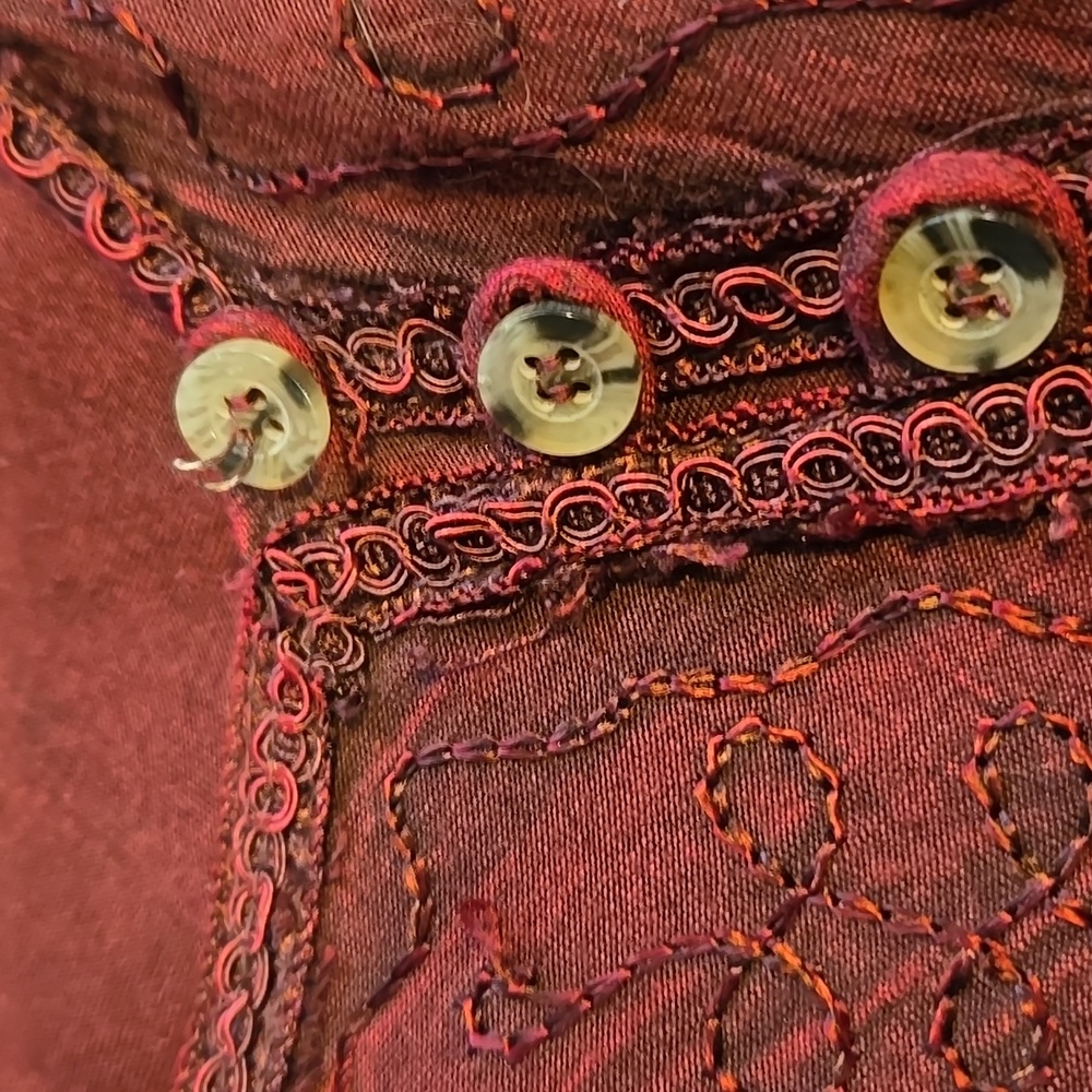 Embroidered Burgundy Button-Down Women's Top, 2x? - Picture 7 of 8